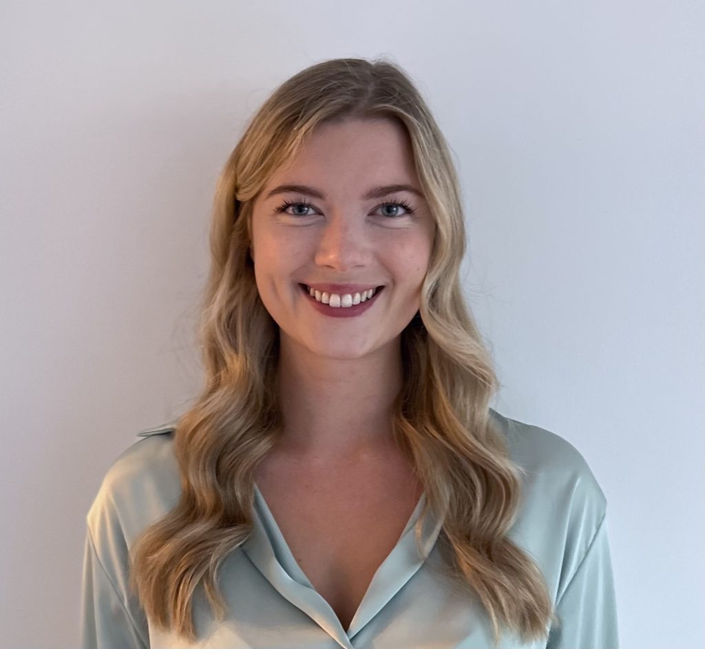 Raphaela Lang, Digimondo